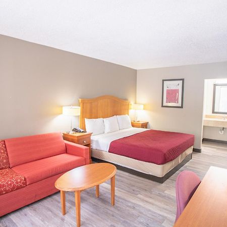 Oyo Hotel Greensboro East I 40 Экстерьер фото