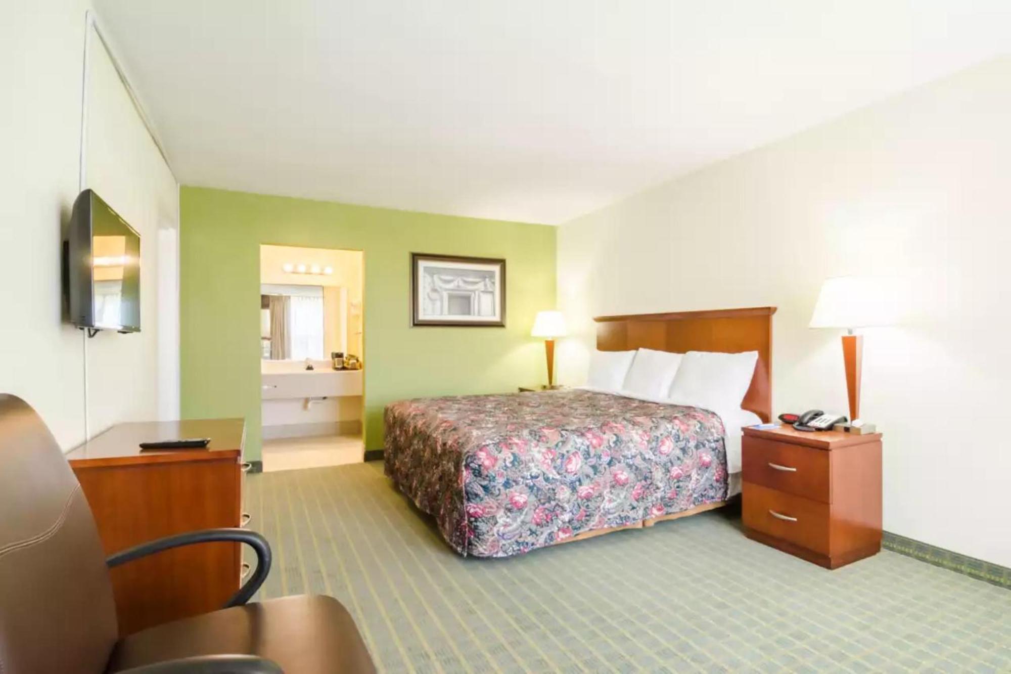 Oyo Hotel Greensboro East I 40 Экстерьер фото