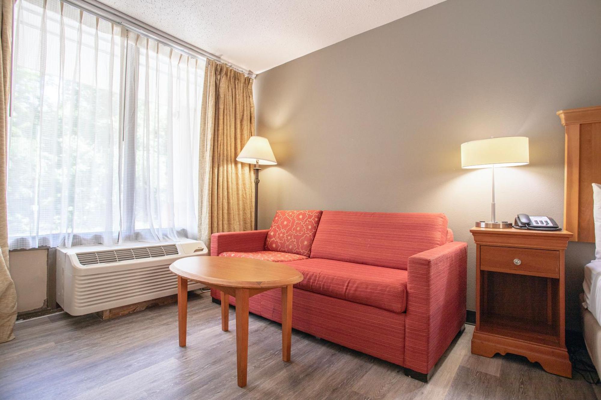 Oyo Hotel Greensboro East I 40 Экстерьер фото