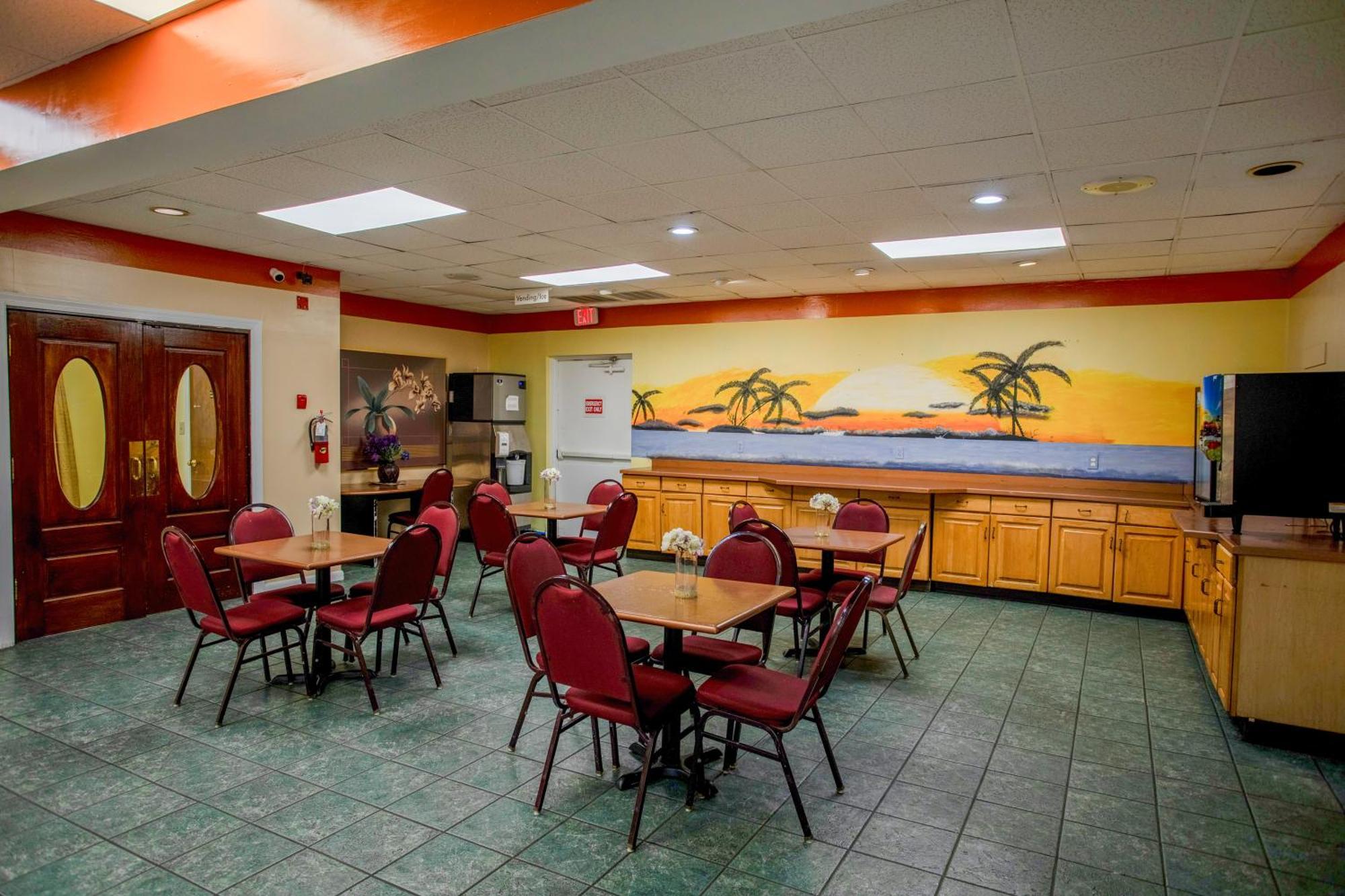 Oyo Hotel Greensboro East I 40 Экстерьер фото